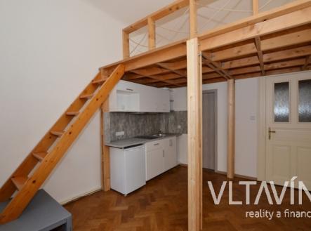 Pronájem bytu 1+kk, 24 m2, ul. Mánesova, Praha 2 - Vinohrady | Pronájem bytu, 1+kk, 28 m²