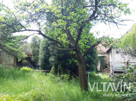 Prodej domu na rozsáhlém pozemku 3226 m2 Mělník- Vehlovice | Prodej - dům/vila, 150 m²