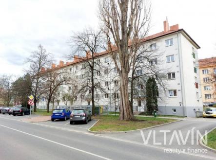 Prodej bytu 2+1, UP 53,19 m 2 po kompletní rekonstrukci v Neratovicích | Prodej bytu, 2+1, 56 m²