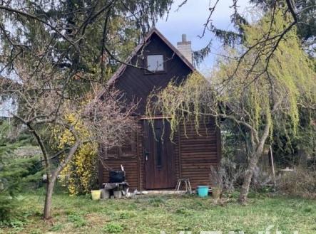 Zahradní chata na pronajatém pozemku Praha 6, Lysolaje | Prodej - chata/rekreační objekt, 16 m²
