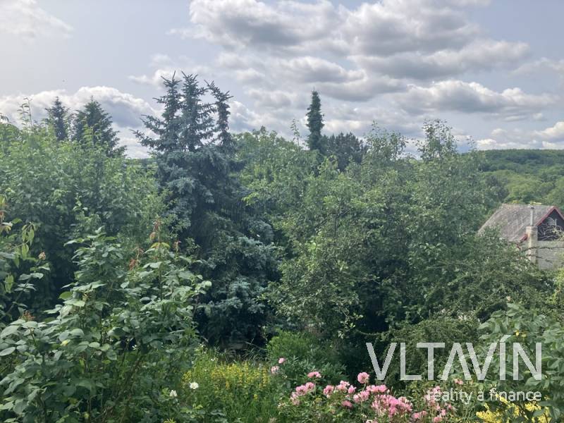 Zahradní chata 16 m2 na pronajatém pozemku 400 m2 Praha 6, Lysolaje