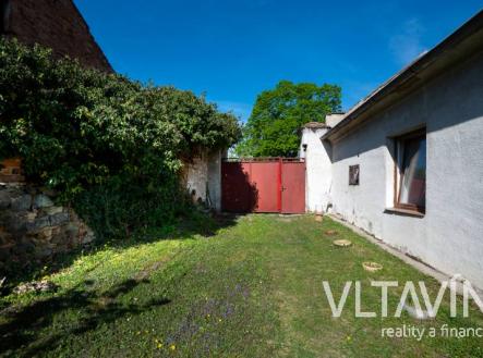 Prodej rodinného domu o dispozici 4+1 , PP 124 m2 Odolena Voda | Prodej - dům/vila, 120 m²