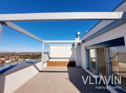 Pronájem bytu 3+kk s velkou terasou a garážovým stáním v novostavbě | Pronájem bytu, 3+kk, 83 m²