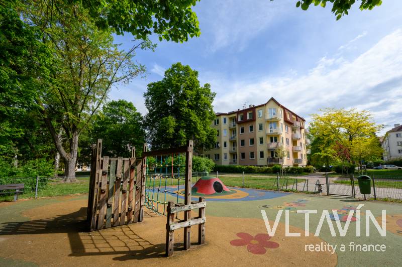 Prodej bytu 2+kk/L, 59 m2, ul. Sokolovská, Pardubice - Zelené Předměstí