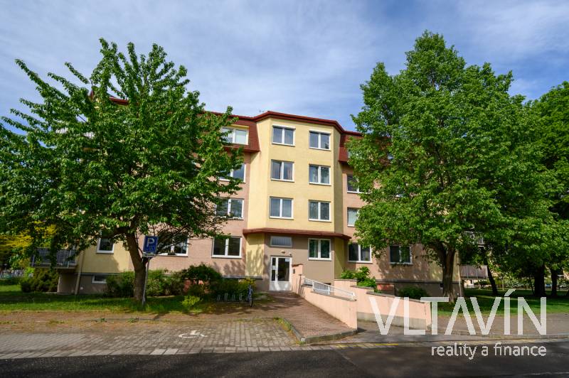 Prodej bytu 2+kk/L, 59 m2, ul. Sokolovská, Pardubice - Zelené Předměstí