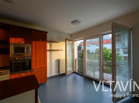 Pronájem bytu 3+kk/L, 80 m2, ul. Holubinková, Praha - Pitkovice | Pronájem bytu, 3+kk, 80 m²