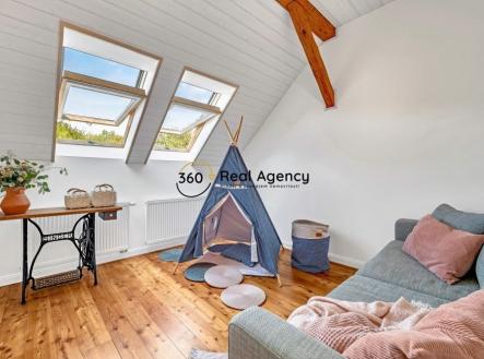 Jílové (14) | Prodej - dům/vila, 225 m²