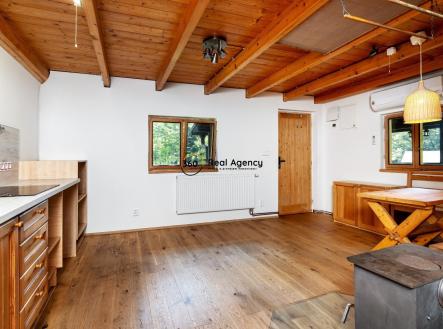 1 (10) | Prodej - chata/rekreační objekt, 52 m²