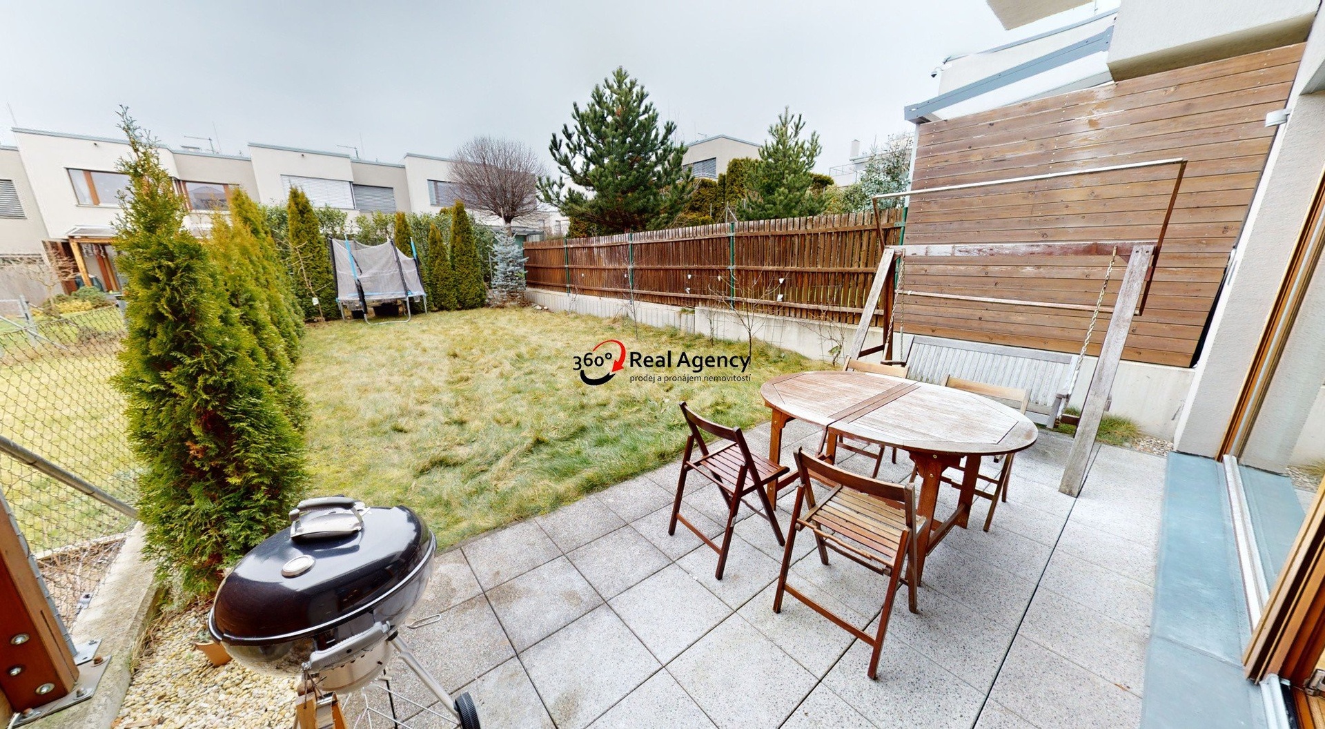 Latenska-880-Praha-5-Stepan-Tikovsky-02222023_091240