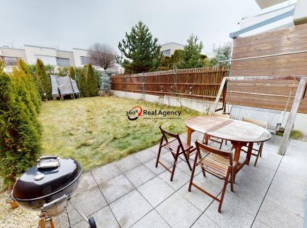 Latenska-880-Praha-5-Stepan-Tikovsky-02222023_091240 | Pronájem - dům/vila, 176 m²