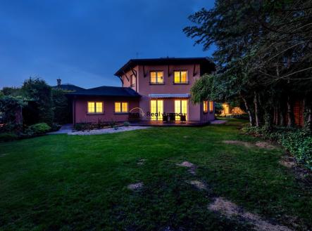 1 (42) copy | Prodej - dům/vila, 230 m²