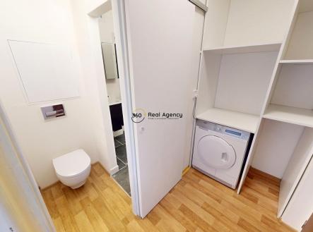 Pronajem-bytu-1kk-Tunelaru-Zbraslav-Stepan-Tikovsky-Real-Agency-360-02182026_115734 | Pronájem bytu, 1+kk, 30 m²