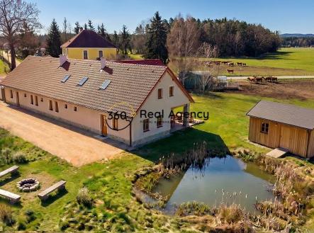 Hranice vizu (2) final | Prodej - dům/vila, 346 m²