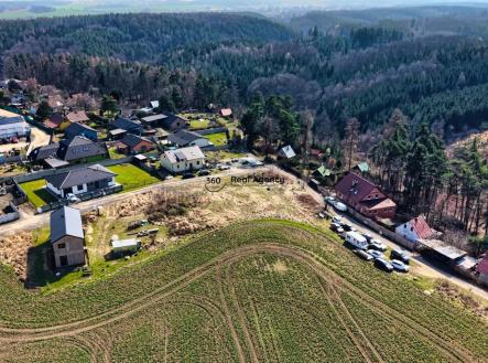 Dron (2) | Prodej - pozemek pro bydlení, 594 m²