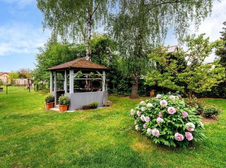 1 (12) | Prodej - pozemek pro bydlení, 1 418 m²