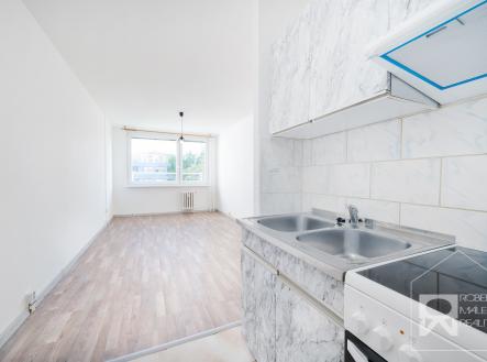 Kuchyňský kout s obývacím pokojem | Pronájem bytu, 2+kk, 43 m²