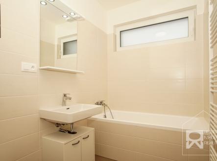 Koupelna s toaletou | Pronájem bytu, 2+kk, 53 m²