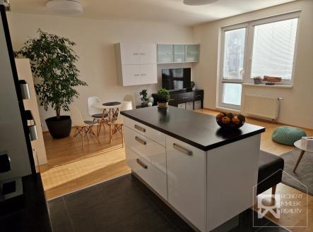 Obývací pokoj s kuchyňským koutem 1 | Pronájem bytu, 3+kk, 86 m²