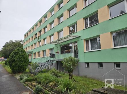 Pohled na dům | Prodej bytu, 3+kk, 74 m²