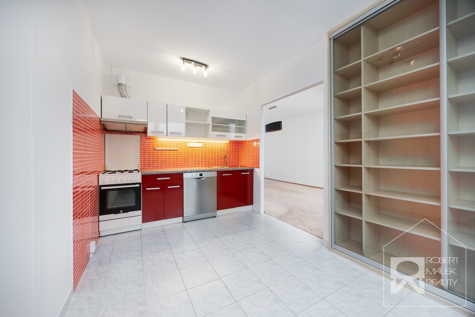 Kuchyňská linka se spotřebiči