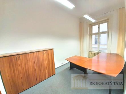 foto: 2 | Pronájem - kanceláře, 17 m²