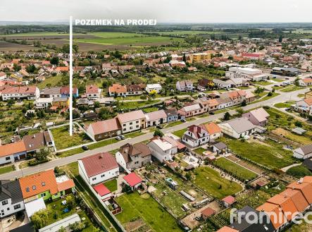 fotopozemekmikulcice (1) | Prodej - pozemek pro bydlení, 692 m²