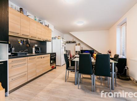 fotobytrousinov (8) | Pronájem bytu, 3+kk, 77 m²