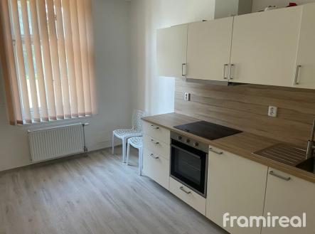 Byt3_kuchyn | Pronájem bytu, 1+kk, 20 m²