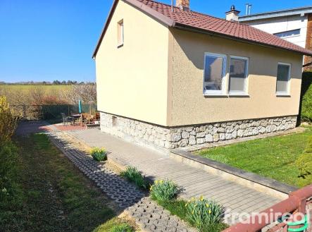 Pronájem - dům/vila, 65 m²
