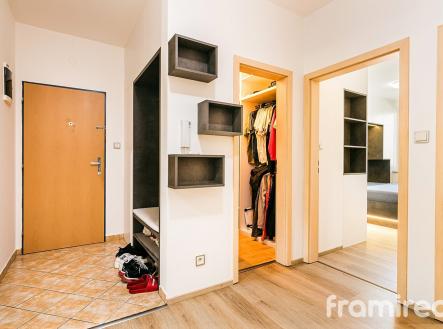 Pronájem bytu, 2+kk, 47 m²