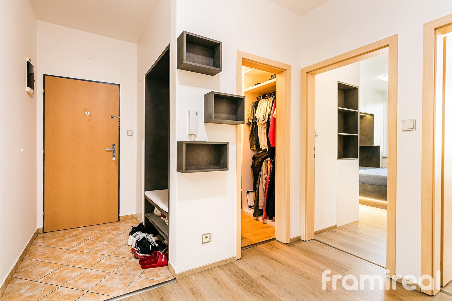 Pronájem bytu 2+kk, 47 m2 - Brno - Medlánky
