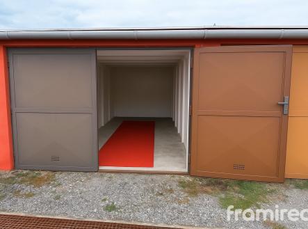 upravená Photo 20.10.2025, 14 41 01  | Prodej - malý objekt/garáž