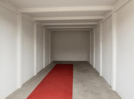 Photo 17.10.2025, 15 17 13 (1) | Prodej - malý objekt/garáž