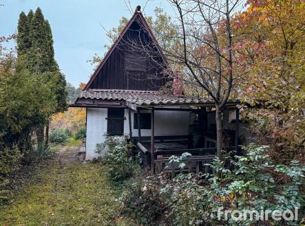 IMG_4620 | Prodej - pozemek, zahrada, 1 403 m²