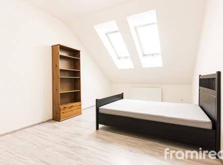 fotobytgorkeho  (2) | Pronájem bytu, 2+1, 75 m²