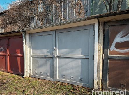 IMG_5106 | Prodej - malý objekt/garáž