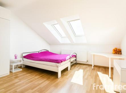 Prodej - dům/vila, 151 m²