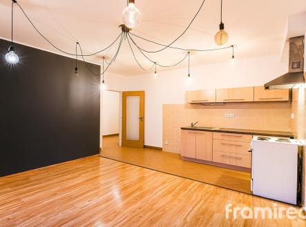 Pronájem bytu, 2+kk, 50 m²