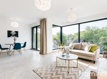 obývací pokoj + jídelna | Prodej - dům/vila, 179 m²