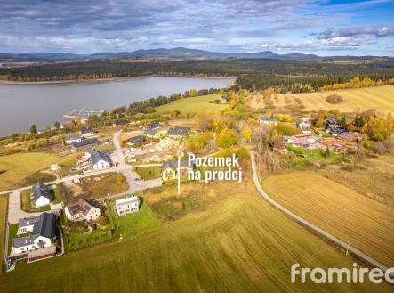 Prodej - pozemek pro komerční výstavbu, 1 696 m²