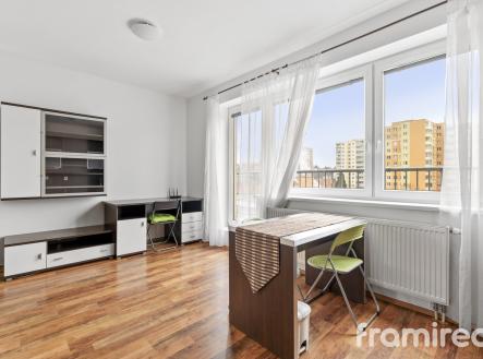 Pronájem bytu, 1+kk, 42 m²
