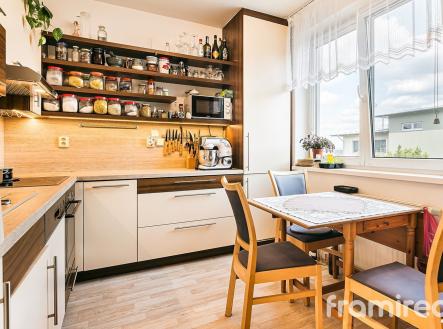 fotobytzebetin (8) | Prodej bytu, 2+kk, 56 m²