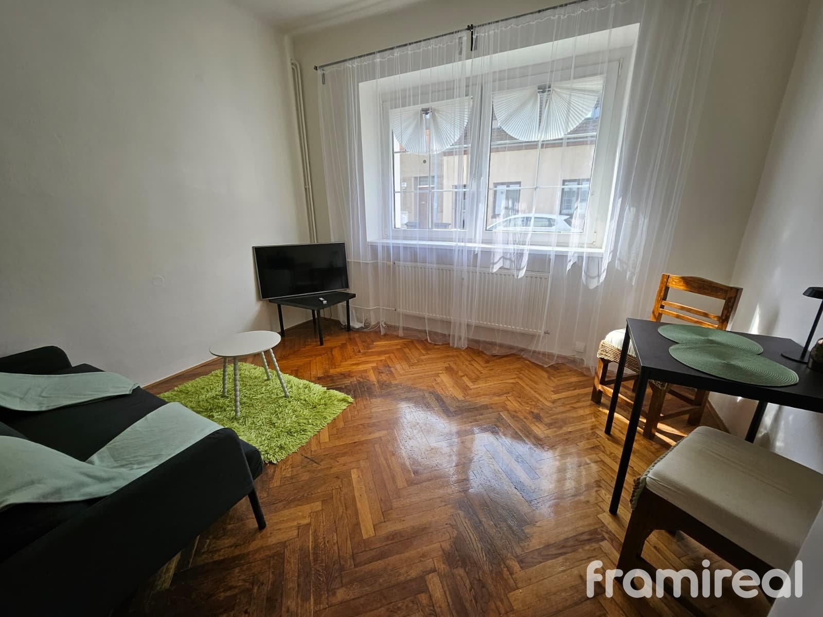 Pronájem bytu 2+kk 55 m², Brno - Židenice