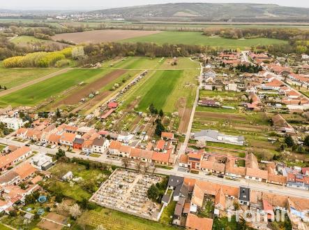 Přísnotice - pozemek 633/2(4) | Prodej - pozemek pro bydlení, 466 m²