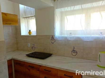 kuchyně | Pronájem bytu, 3+1, 42 m²