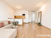 Pronájem bytu, 2+kk, 65 m²