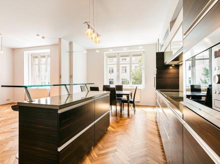 Prodej bytu, 3+kk, 121 m²