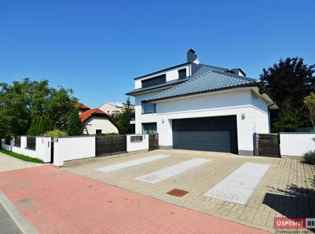 00.jpg | Prodej bytu, 4+1, 107 m²