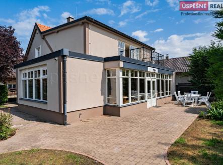 7IV09312.jpg | Prodej - dům/vila, 282 m²