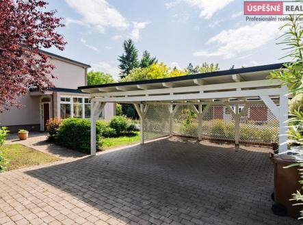 7IV09315.jpg | Prodej - dům/vila, 282 m²